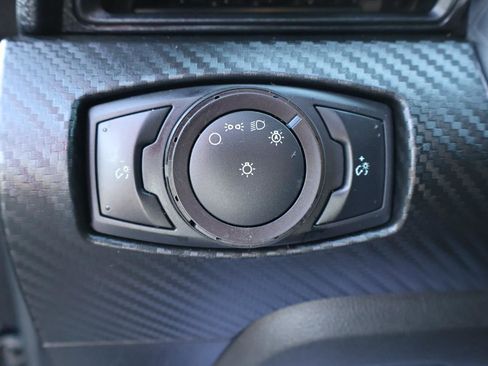 Used 2020 Ford Mustang Coupe RWD image 11