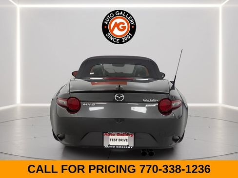 Used 2019 MAZDA MX-5 Miata Grand Touring w/ GT-S Package RWD image 5