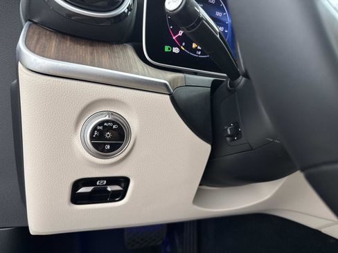 Certified 2025 Mercedes-Benz C 300 Sedan image 29
