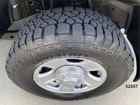 Used 2023 RAM 2500 Tradesman AWD/4WD image 18