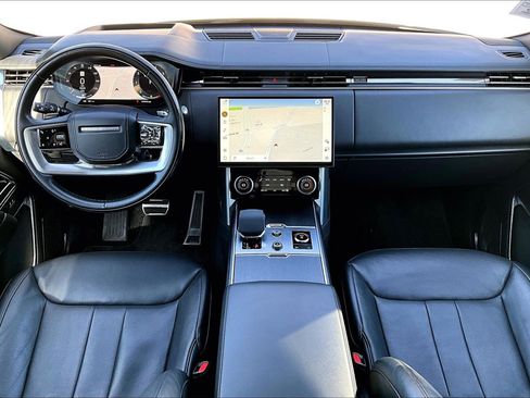 Used 2023 Land Rover Range Rover Long Wheelbase Autobiography image 16