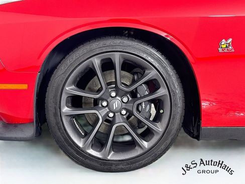 Used 2021 Dodge Challenger R/T Scat Pack w/ Plus Package image 35