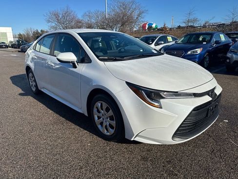 New 2026 Toyota Corolla LE image 9