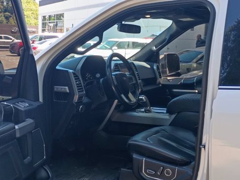 Used 2018 Ford F150 Platinum w/ Equipment Group 701A Luxury AWD/4WD image 16