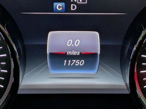 Used 2019 Mercedes-Benz E 300 image 12