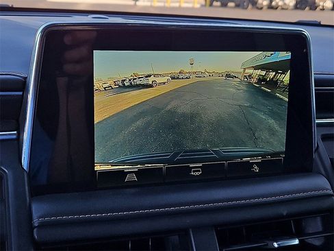 Used 2022 GMC Yukon AT4 w/ Max Trailering Package image 28