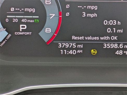 Used 2024 Audi Q3 2.0T Premium image 17