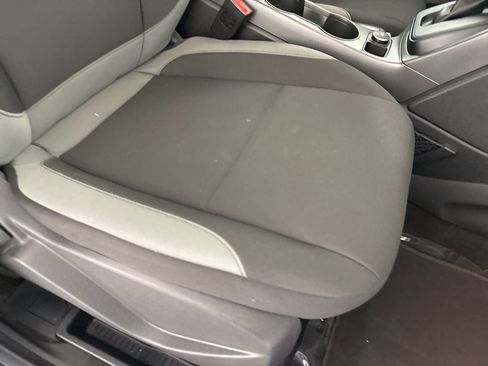 Used 2016 Ford Escape S FWD image 28