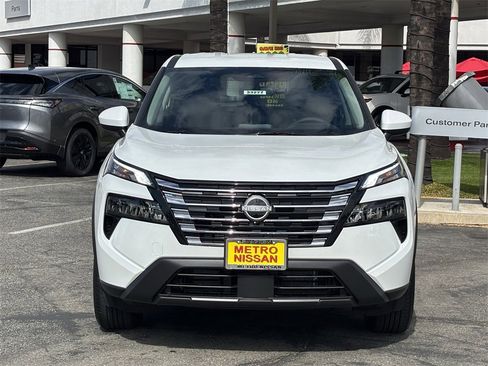 New 2026 Nissan Rogue SV image 6