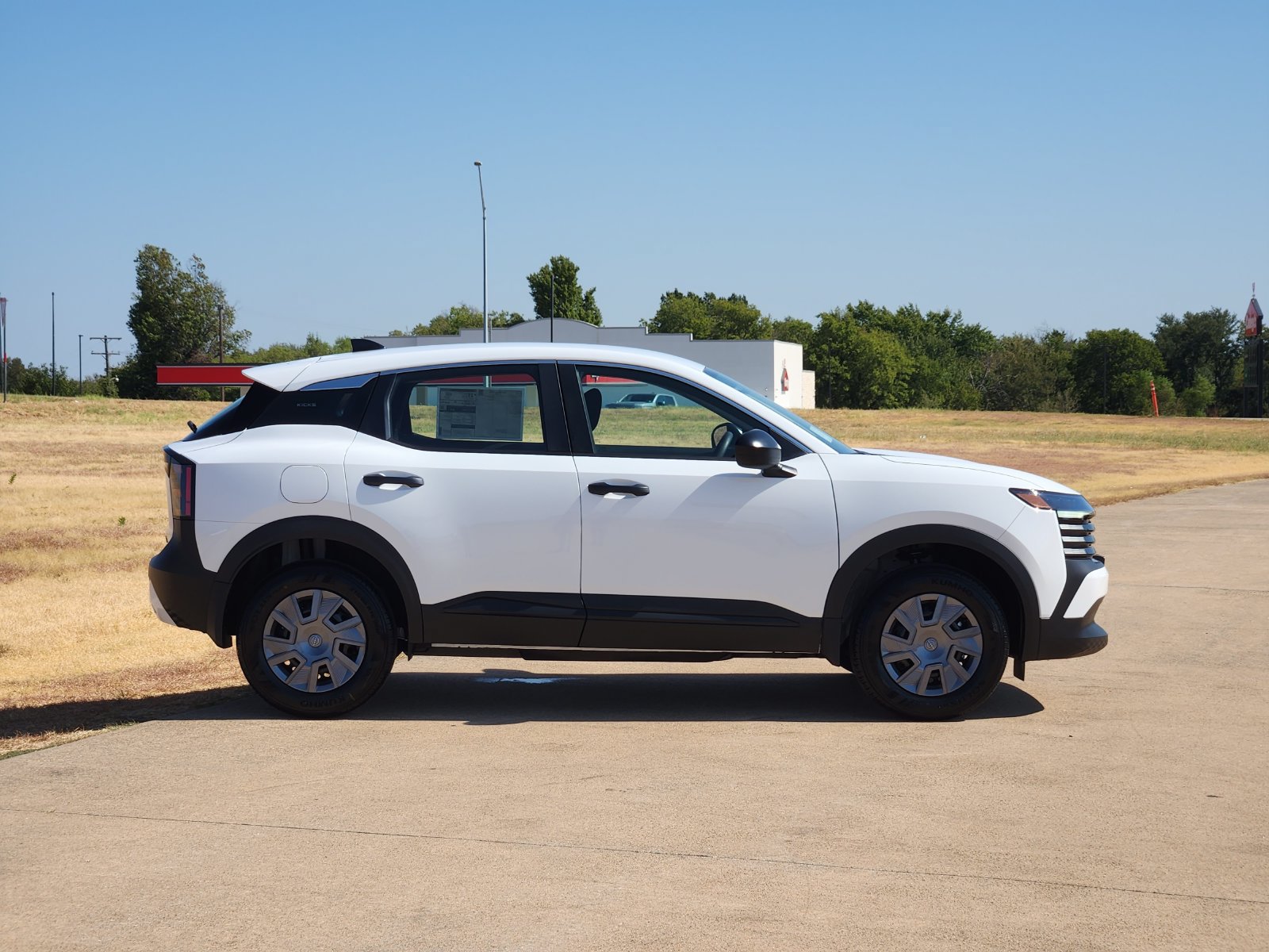 New 2027 Nissan Kicks S FWD image 7