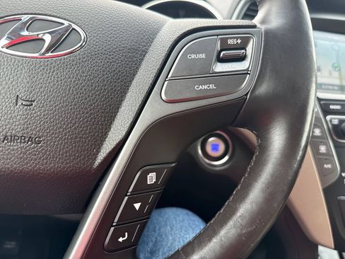 Used 2019 Hyundai Santa Fe XL FWD image 30