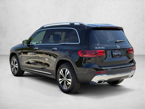 Certified 2025 Mercedes-Benz GLB 250 GLB 250 image 8