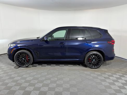 New 2026 BMW X5 sDrive40i w/ M Sport Package image 2