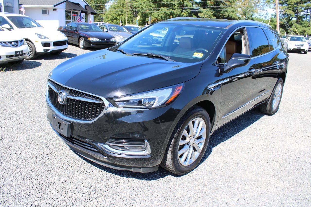 Used 2019 Buick Enclave Essence AWD/4WD image 2