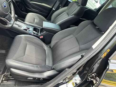 Used 2023 Subaru Forester Premium AWD/4WD image 10