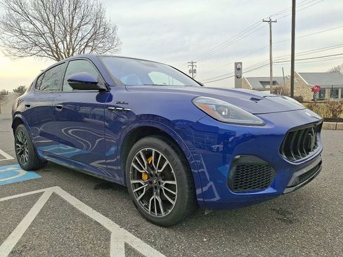 Used 2023 Maserati Grecale Modena image 3