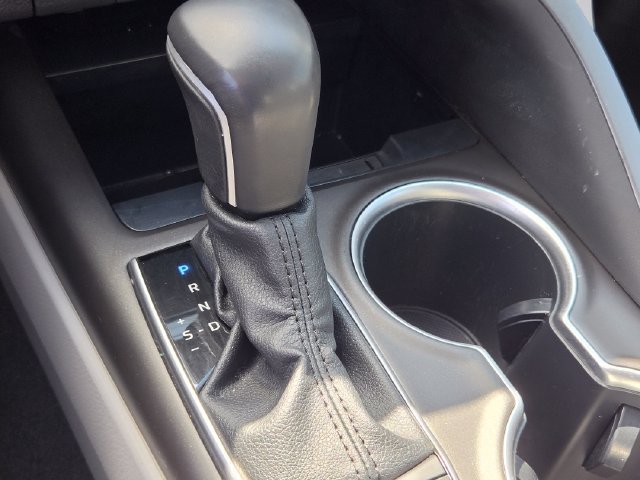 Used 2022 Toyota Camry XLE FWD image 34