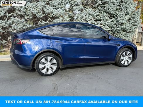 Used 2023 Tesla Model Y Long Range image 10