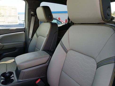 New 2026 Chevrolet Colorado ZR2 w/ Technology Package image 21