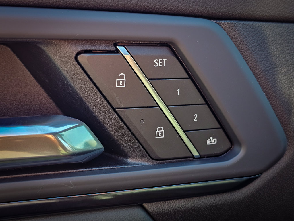 New 2027 GMC Terrain AT4 w/ Convenience Package III AWD/4WD image 10