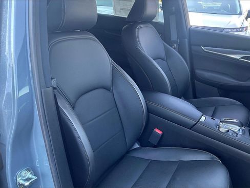 New 2025 INFINITI QX55 Luxe w/ Accent Package image 11