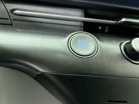 Used 2025 Hyundai Kona SEL image 21