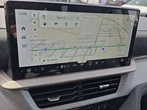 New 2026 Ford Explorer Active w/ Active Comfort Package AWD/4WD image 3