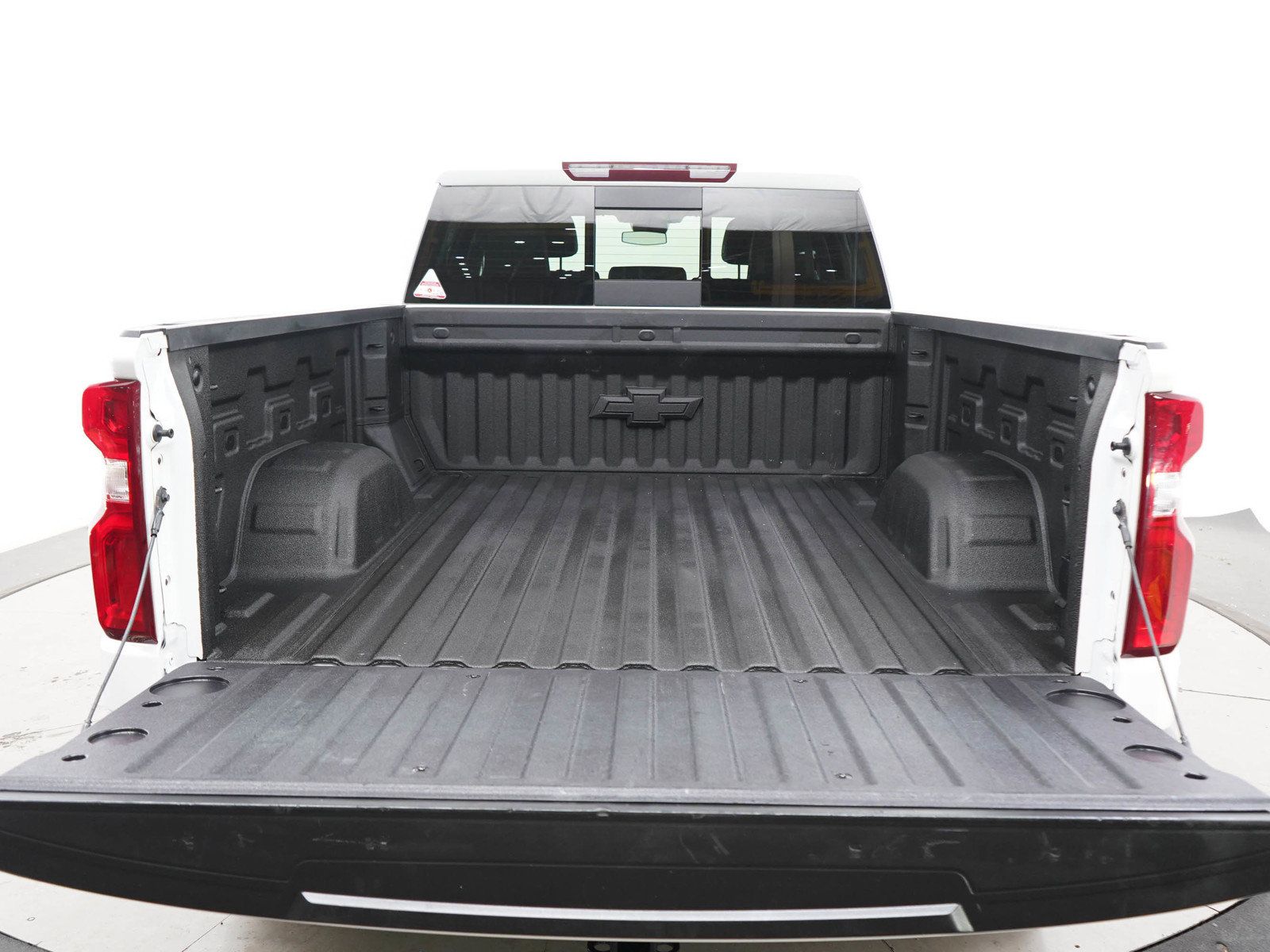 Used 2024 Chevrolet Silverado 1500 RST AWD/4WD image 16