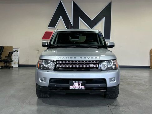 Used 2013 Land Rover Range Rover Sport HSE LUX image 2