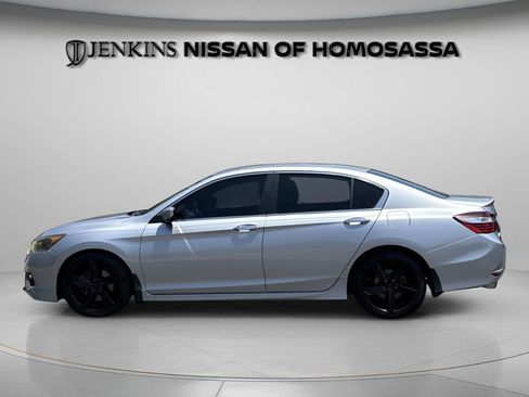 Used 2016 Honda Accord Sport image 10