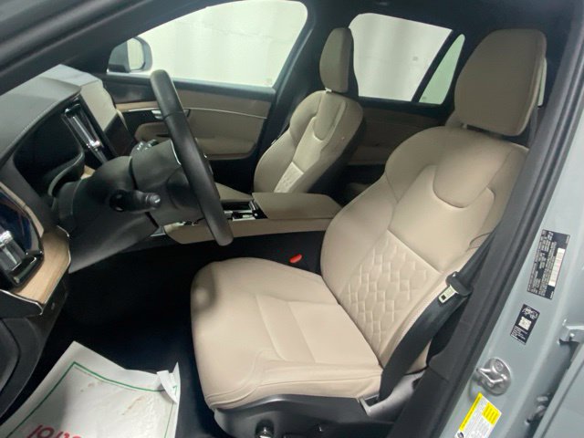 Used 2026 Volvo XC90 B6 Plus AWD/4WD image 11