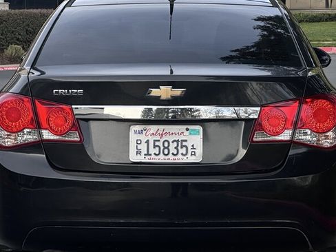 Used 2014 Chevrolet Cruze LS image 5