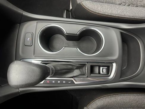 Used 2024 Chevrolet Equinox LT image 24