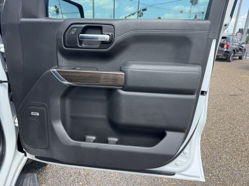 Used 2020 Chevrolet Silverado 1500 RST w/ Texas Edition AWD/4WD image 33