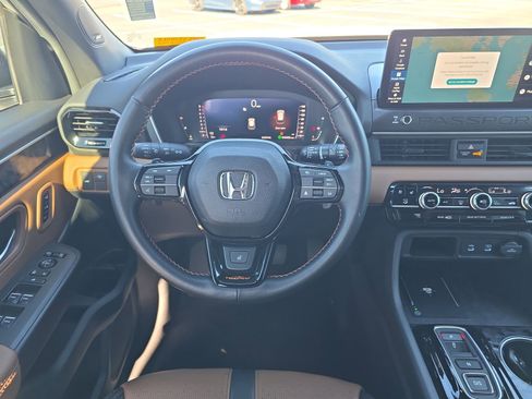Certified 2026 Honda Passport TrailSport Elite image 10
