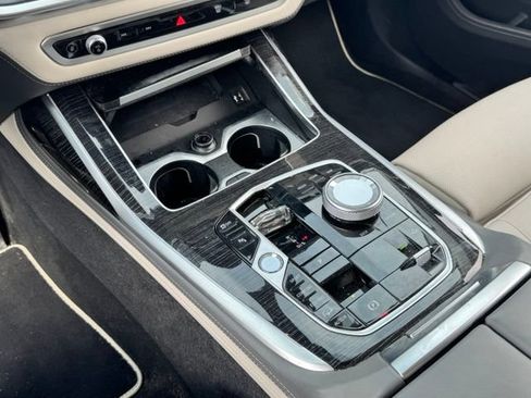 Used 2024 BMW X7 M60i w/ Executive Package AWD/4WD image 29