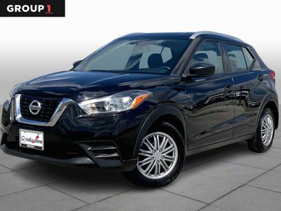 Used 2019 Nissan Kicks S w/ Exterior Electronics Package