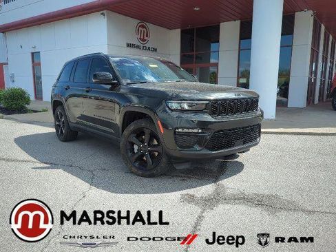Certified 2024 Jeep Grand Cherokee Limited w/ Black Appearance Package AWD/4WD image 1