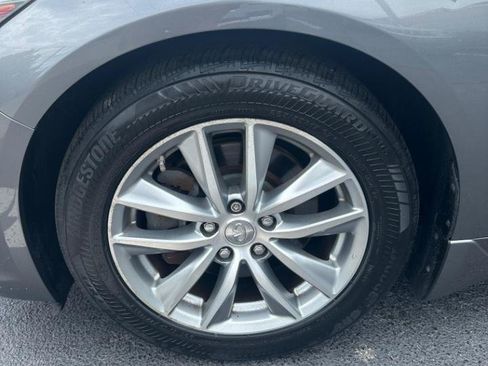 Used 2016 INFINITI Q50 3.0t Premium w/ 3.0T Premium Plus Package AWD/4WD image 32
