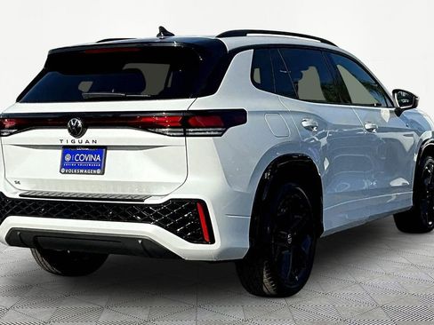 New 2026 Volkswagen Tiguan SE R-Line image 6