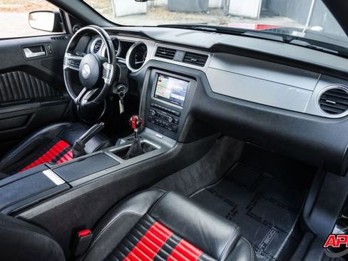 Used 2011 Ford Mustang Shelby GT500 w/ SVT Performance Pkg image 18