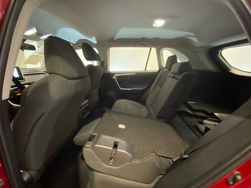 Used 2023 Toyota RAV4 LE AWD/4WD image 13