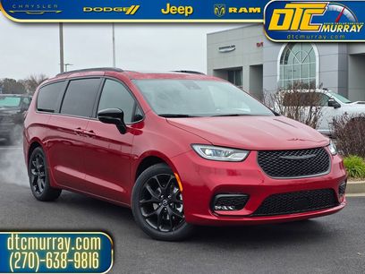 New 2026 Chrysler Pacifica Limited