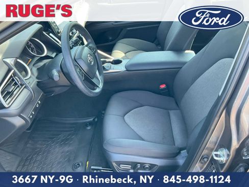 Used 2023 Toyota Camry LE FWD image 15