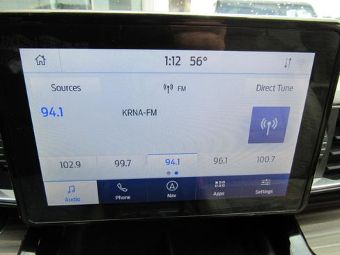 Used 2022 Ford Explorer Limited w/ Equipment Group 301A AWD/4WD image 15