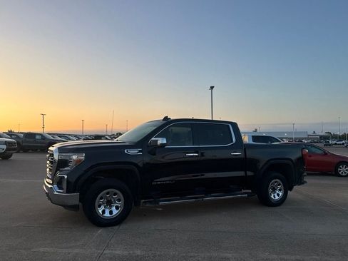 Used 2019 GMC Sierra 1500 SLT RWD image 12