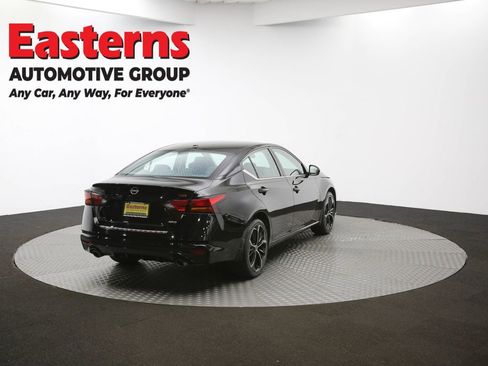 Used 2023 Nissan Altima 2.5 SR w/ SR Premium Package AWD/4WD image 40