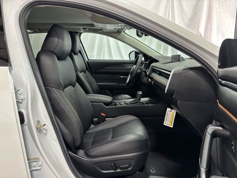 Certified 2025 MAZDA CX-50 AWD 2.5 Hybrid w/ Premium Pkg image 15