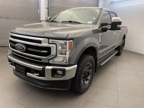 Used 2021 Ford F250 Lariat w/ Chrome Package AWD/4WD image 3