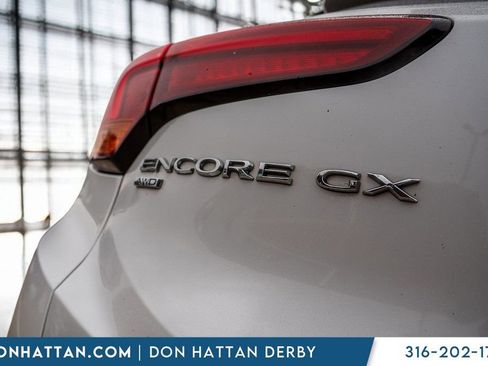 Used 2021 Buick Encore GX Essence image 36